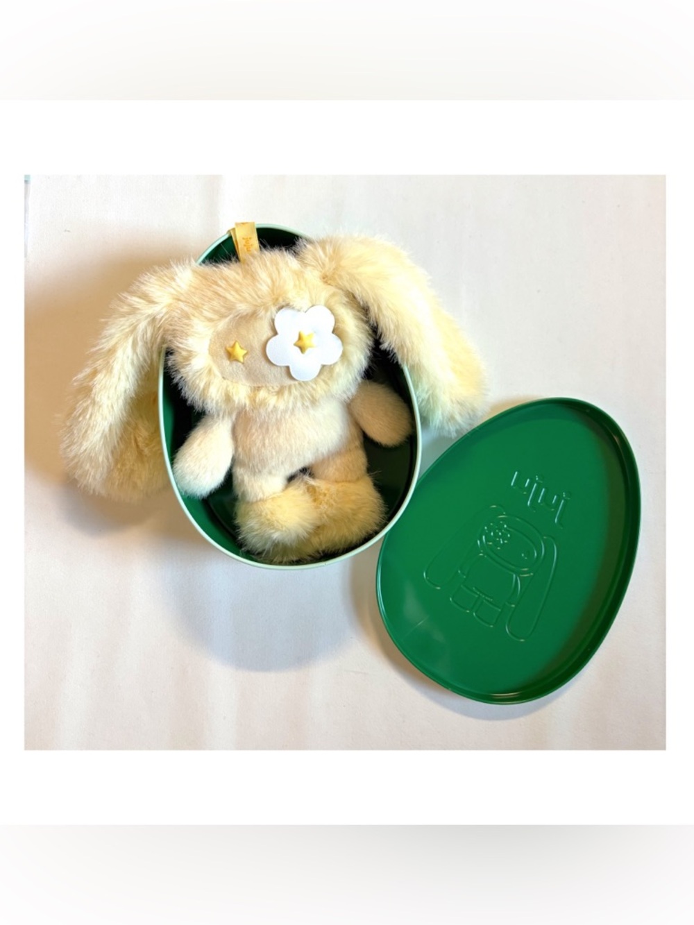 CJ Hendry Easter Limited Edition Juju